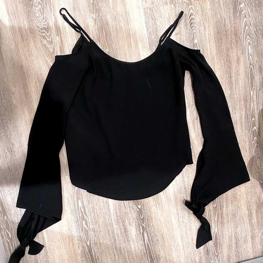 BCBG Off the Shoulder Cold Shoulder Top